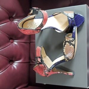 VINCE CAMUTO WOMEN'S LEATHER UPPER HEELS SHOES SIZE 5M NEW